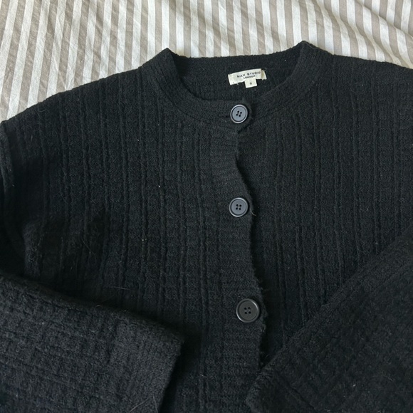 Black Women's Sweater S - Picture 2 of 4